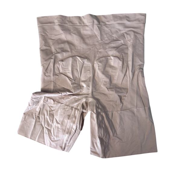 Worn Once! Spanx Sculpt Shorts Beige Women's Size Large - Picture 2 of 3